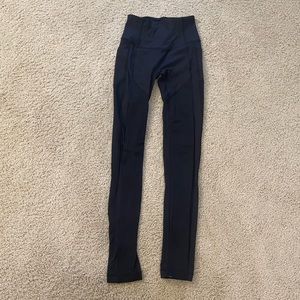 Lululemon All the Right Places 25” Size 2